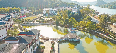 中共中央辦公廳 國務(wù)院辦公廳印發(fā)《農(nóng)村人居環(huán)境整治提升五年行動方案（2021－2025年）》